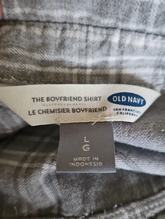 Old Navy Gray Plaid Button-Down Shirt - Picture 5 of 6